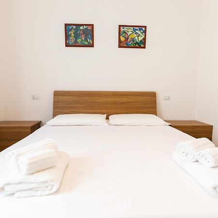 Theo'S Rooms Olbia Eksteriør billede