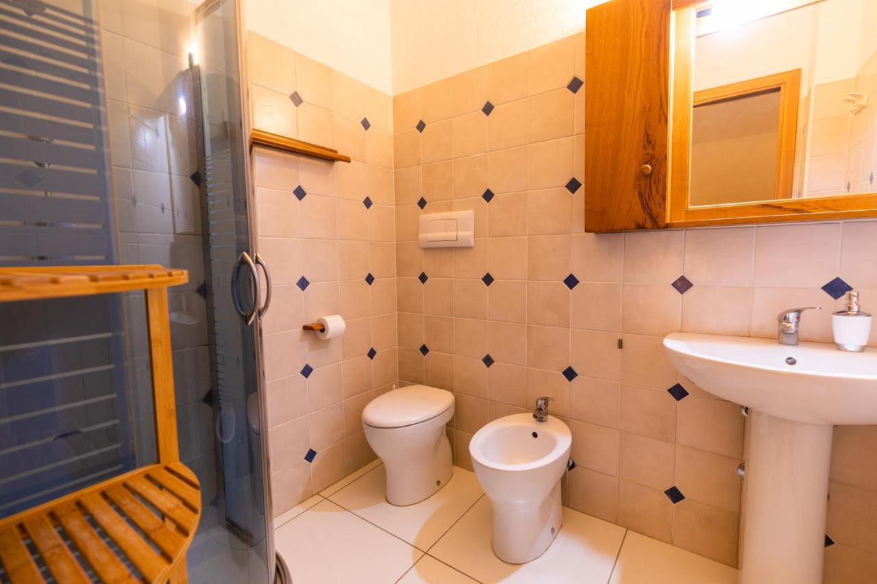 Theo'S Rooms Olbia Eksteriør billede