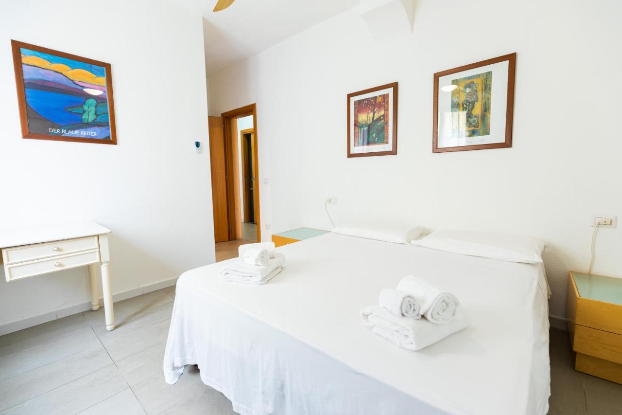Theo'S Rooms Olbia Eksteriør billede